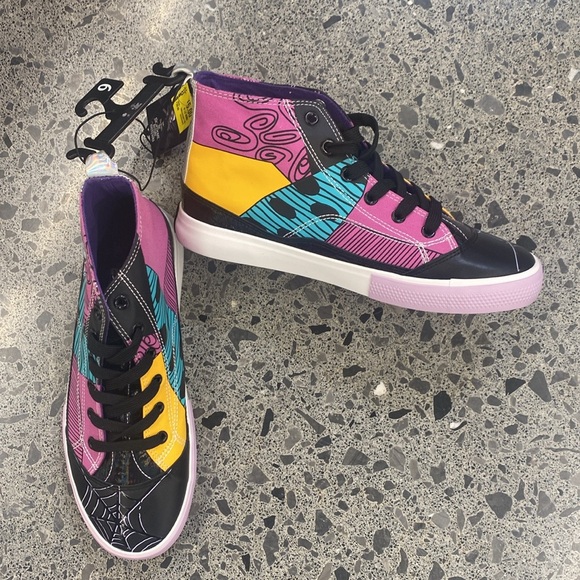 Disney Women's Nightmare Before Christmas High Top Lace Up sneaker size 9 NWT - Picture 7 of 12